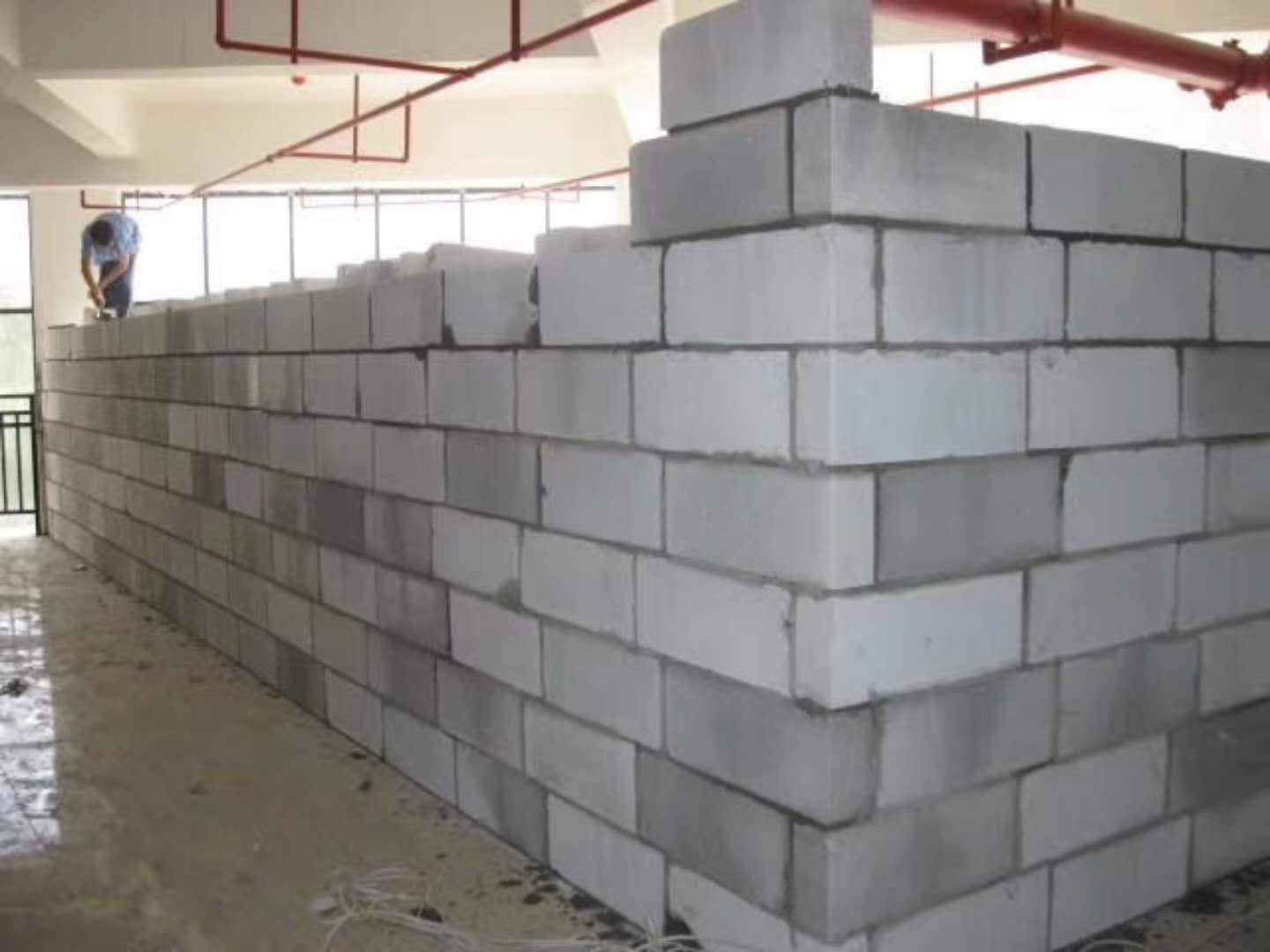 扶风蒸压加气混凝土砌块承重墙静力和抗震性能的研究